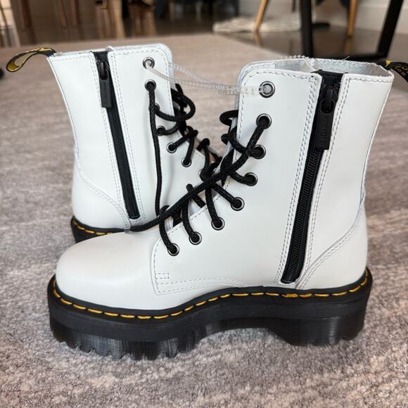 NWOT Dr. Martens White Jadon Boot Size 6 - Picture 9 of 9